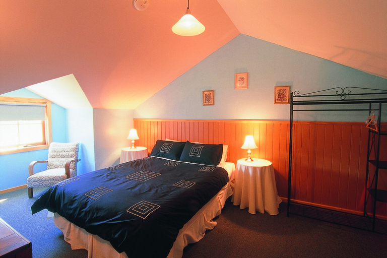 Bedroom 2, Platypus Park Country Retreat, Dorset