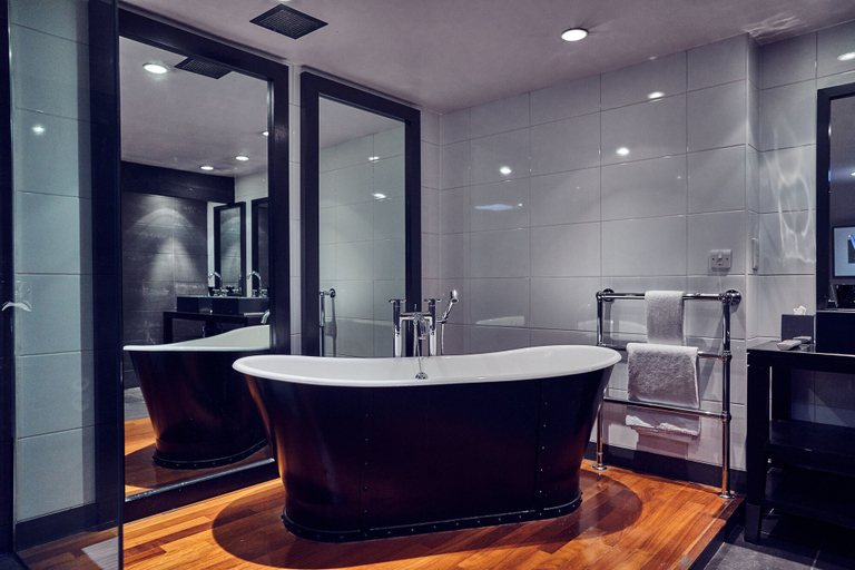 Bathroom 4, Malmaison Belfast, Belfast