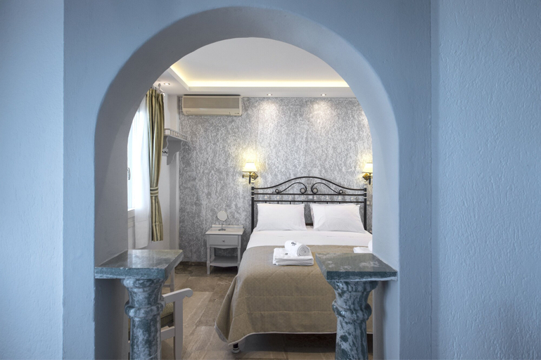 Bedroom 3, Contaratos Beach, South Aegean