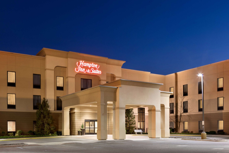 Exterior & Views 2, Hampton Inn & Suites Mahwah, Bergen