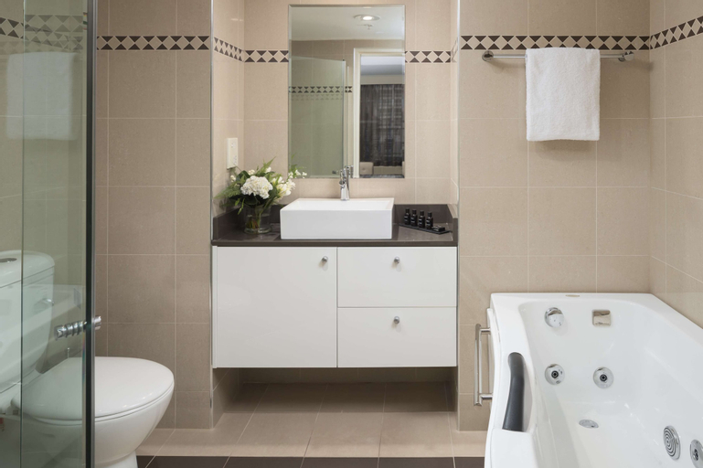 Bedroom 4, Rydges World Square, Sydney
