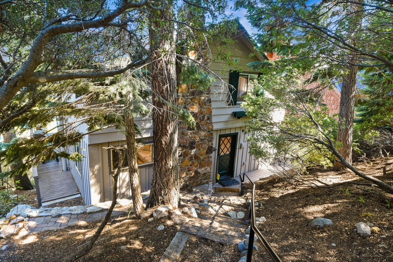 Exterior & Views 2, Mesmerizing Meeks Bay Outdoor Waterfront Deck, El Dorado