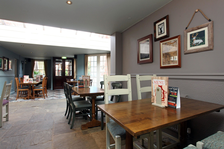 Food & Drinks 5, Original White Hart, Ringwood by Marston's Inns, Hampshire