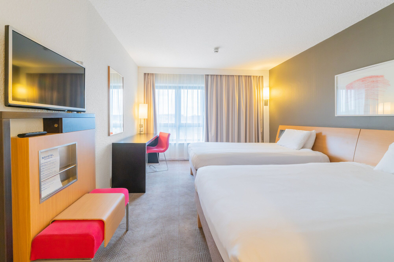 Bedroom 3, Novotel Southampton, Southampton