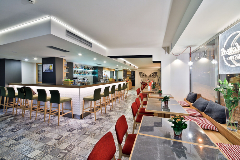 Food & Drinks 5, Hotel Belvedere, Praha 6