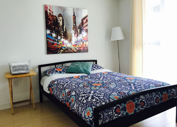 Bedroom 4, Beautiful Home by Rogers Centre, Toronto