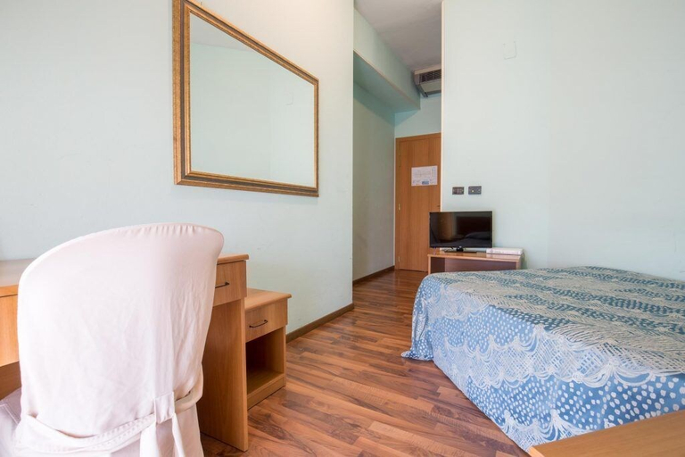 Bedroom 3, Hotel L'Aragosta, Chieti