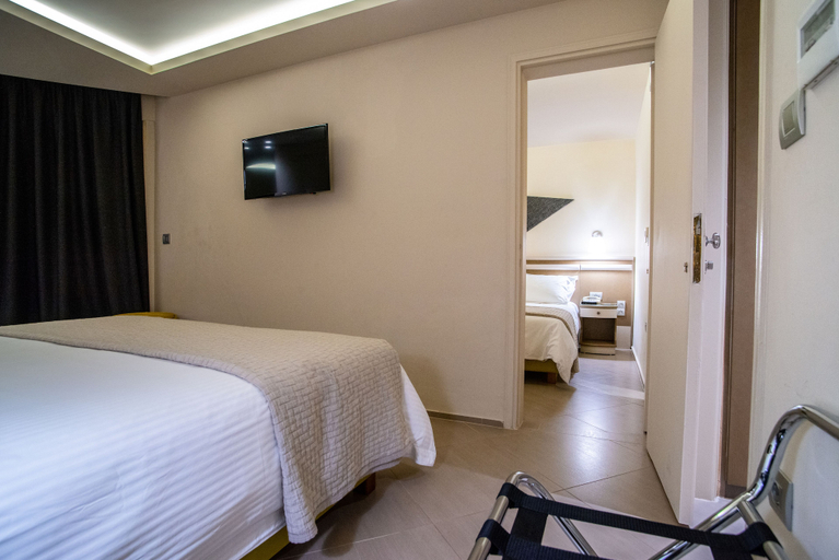 Bedroom 3, Emmantina Hotel, Attica