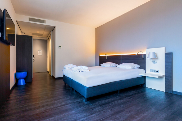 Bedroom 2, Postillion Hotel Dordrecht, Dordrecht
