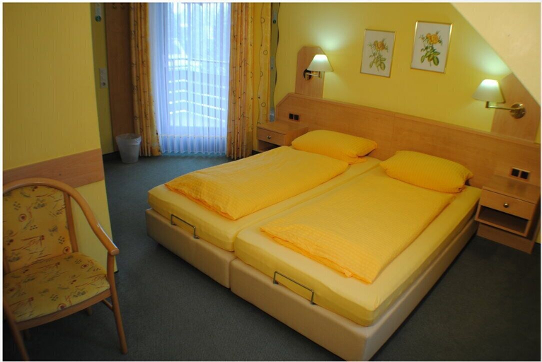 Bedroom 2, Panorama Hotel Pension Frohnau, Osterode am Harz