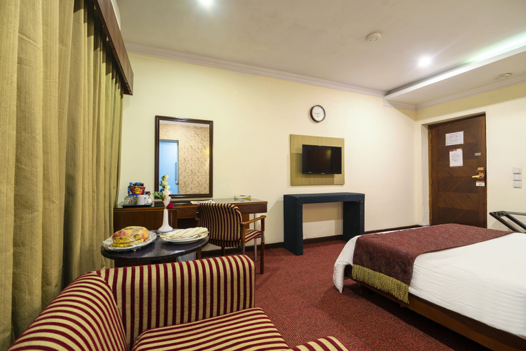 Bedroom 3, Hotel One The Mall Lahore, Lahore