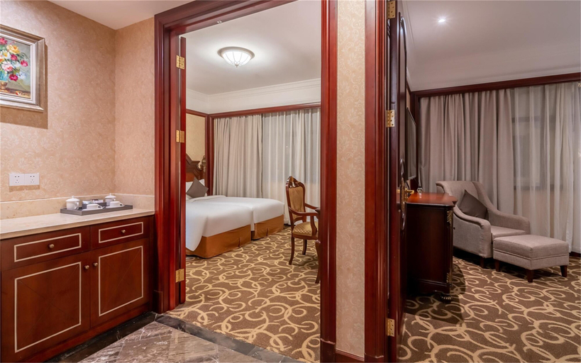 Bedroom 3, Wyndham Shanghai Hongqiao, Shanghai