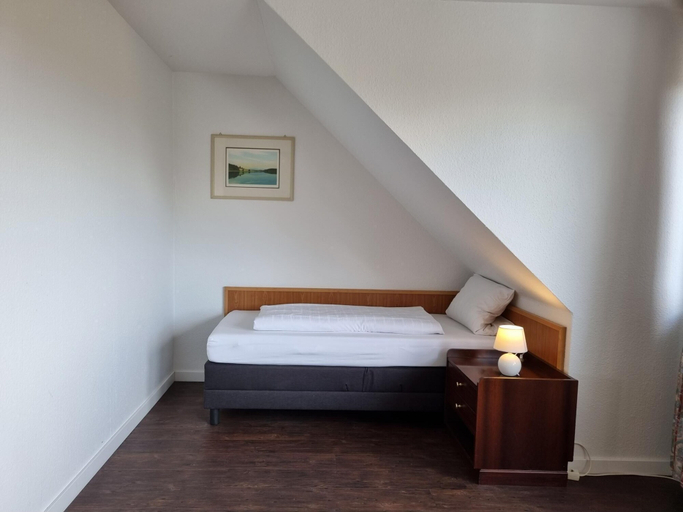 Bedroom 3, Erbenholz Hotel, Region Hannover