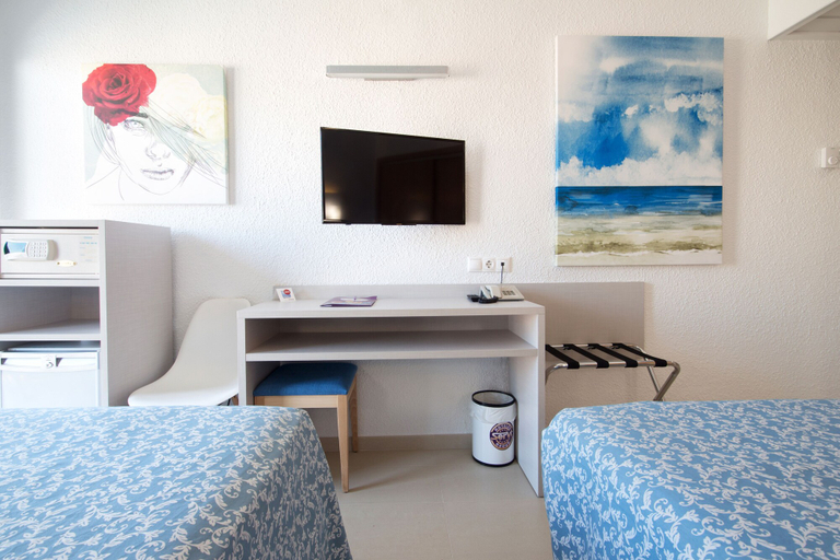 Bedroom 3, Hotel Servigroup Trinimar, Castellón