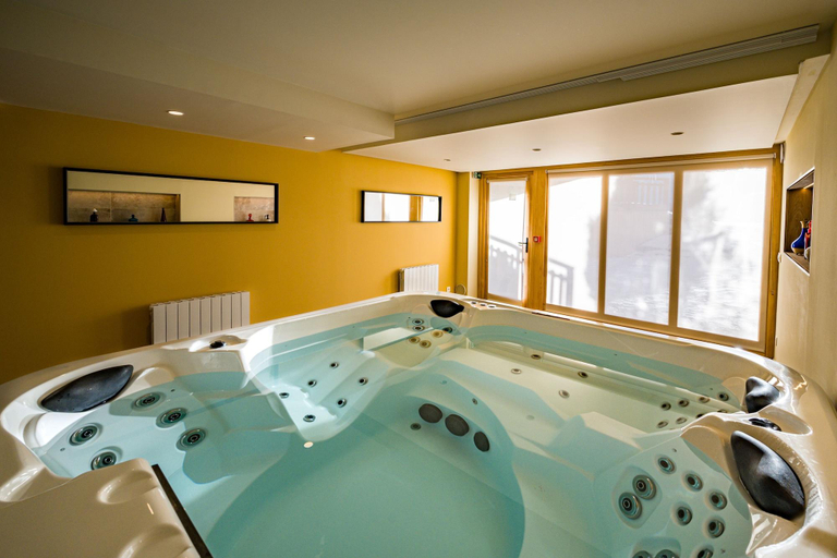 Bathroom 4, L'Outa Hôtel & Restaurant, Savoie