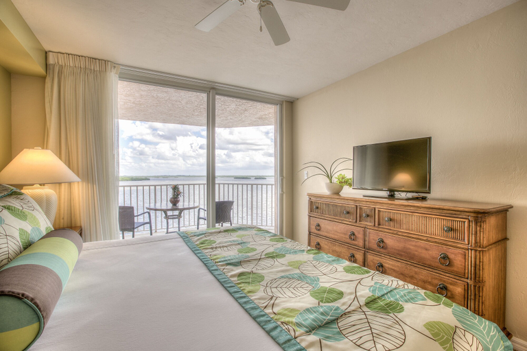 Bedroom 2, Lovers Key Resort, Lee