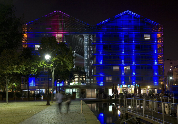 Exterior & Views 3, Holiday Inn Express PARIS - CANAL DE LA VILLETTE by IHG, Paris