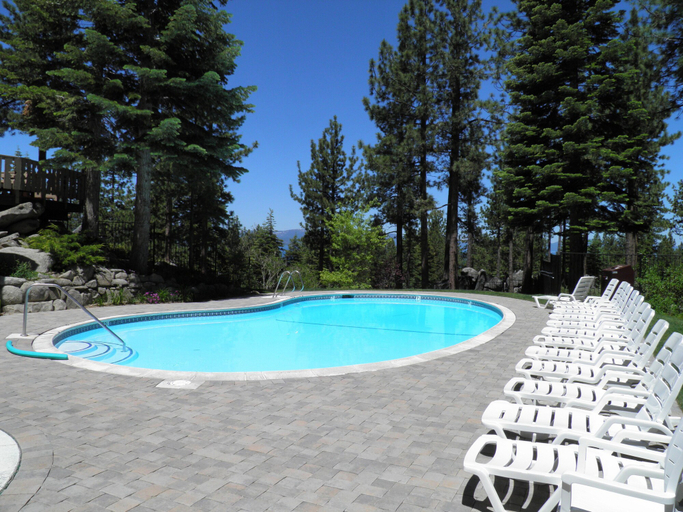 Sport & Beauty 4, 1210 Timber Lane, El Dorado