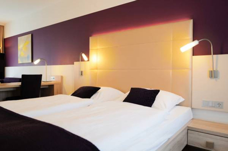 Bedroom 2, Hotel Trapp, Rheingau-Taunus-Kreis