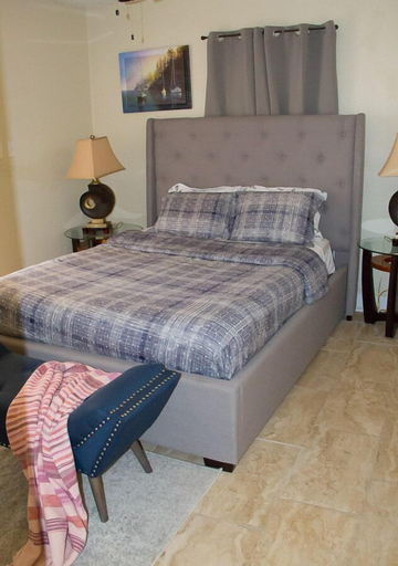 Bedroom 3, Alleyne's Place, Galveston