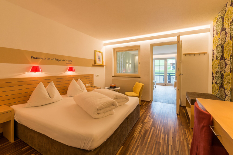 Bedroom 3, Wohlfuehlhotel Schiestl, Schwaz
