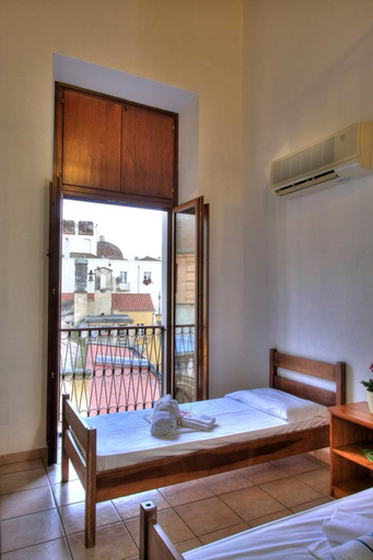 Bedroom 3, Ostello Cagliari, Cagliari