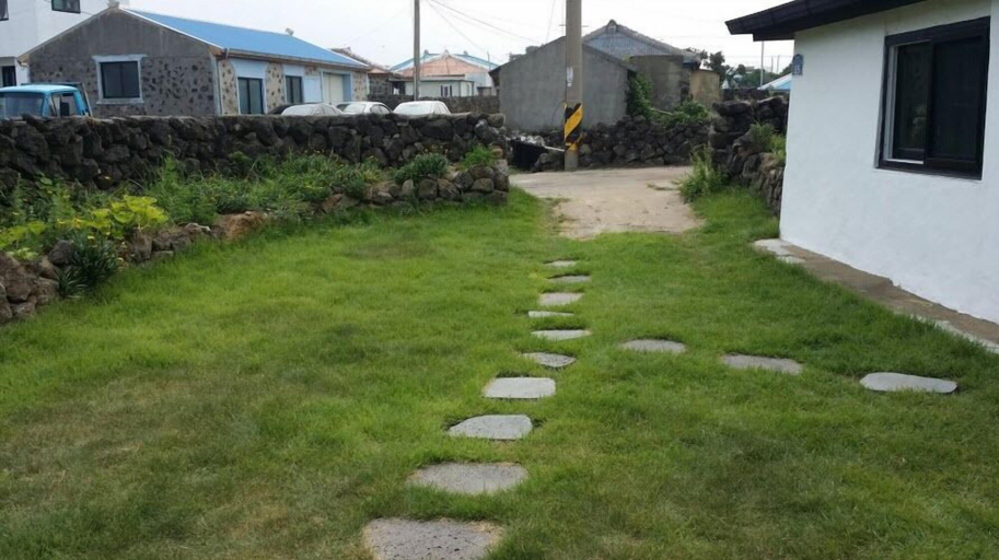 Others 5, Choonhee Pension, Jeju