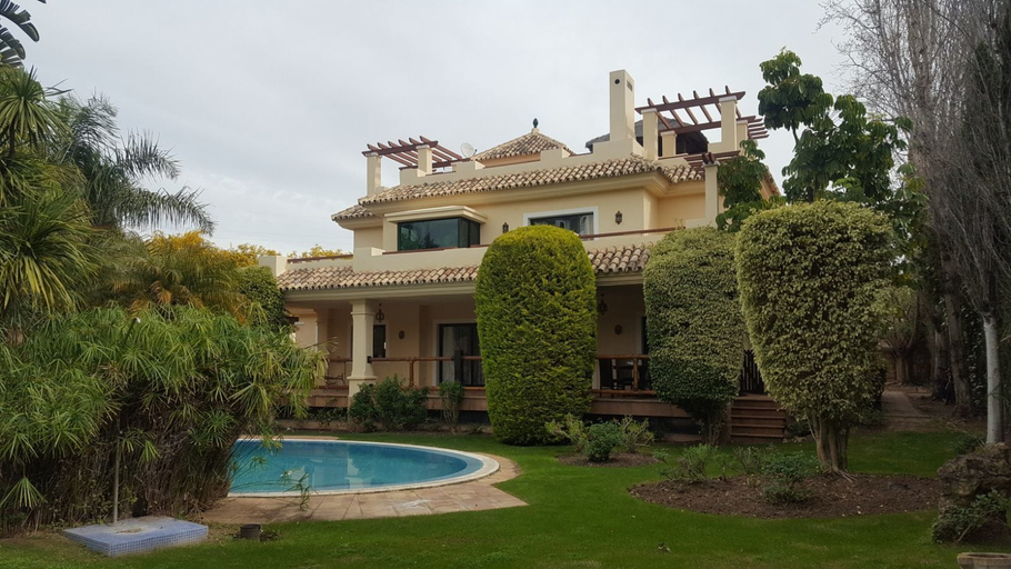 Exterior & Views 2, Villa Boutique Banus, Málaga
