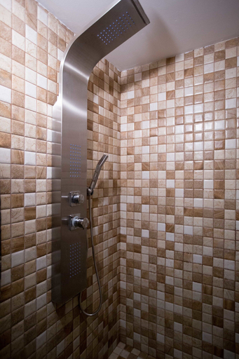 Bathroom, Ribeira flats mygod, Porto