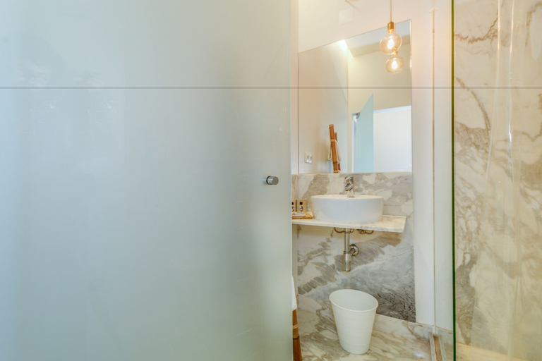 Bathroom 3, Chiado 44, Lisbon