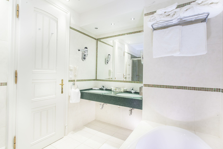 Bathroom 4, Hotel Paris Prague, Praha 1