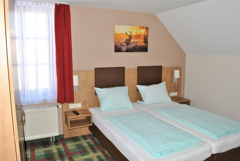 Bedroom 4, Gasthof Kampenwand Bernau, Rosenheim