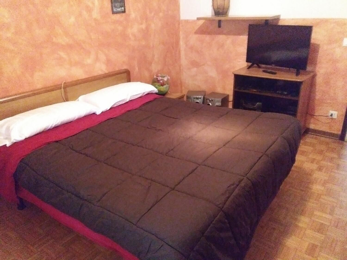 Bedroom 2, Maniago.Vajont.Valcellina, Pordenone