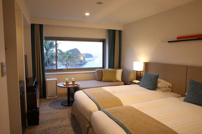 Bedroom 4, Shimoda Tokyu Hotel, Shimoda