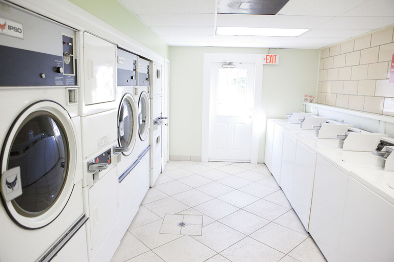 Bathroom, Orange City RV Resort, Volusia