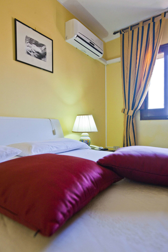 Bedroom 3, Hotel Elimo, Trapani