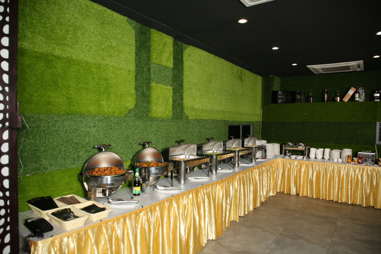 Food & Drinks 4, H Plus Hotel Yangon, Yangon
