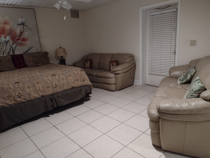 Bedroom, Bayfront Beauty, Sarasota