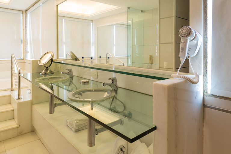 Bathroom 5, Hotel Astoria Palace, Rio de Janeiro