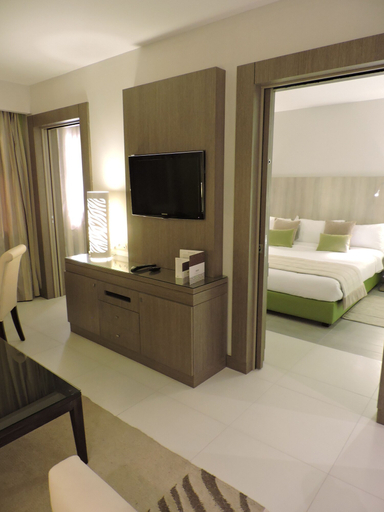 Bedroom 4, Golf Royal Hotel, Bab Bhar