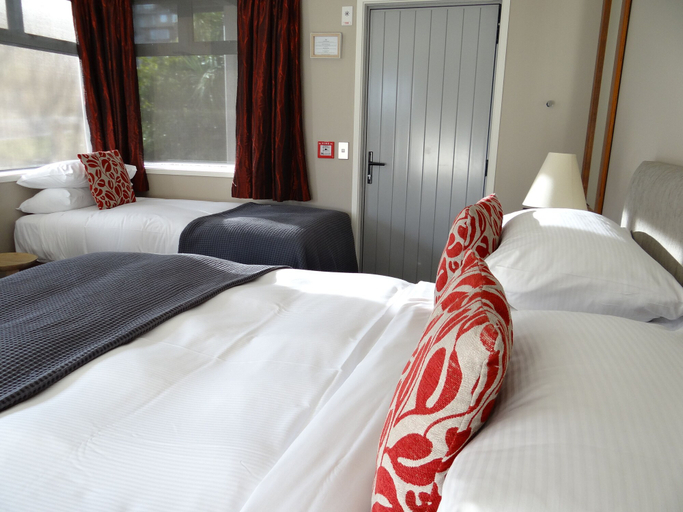 Bedroom 3, Chalet Queenstown, Queenstown-Lakes