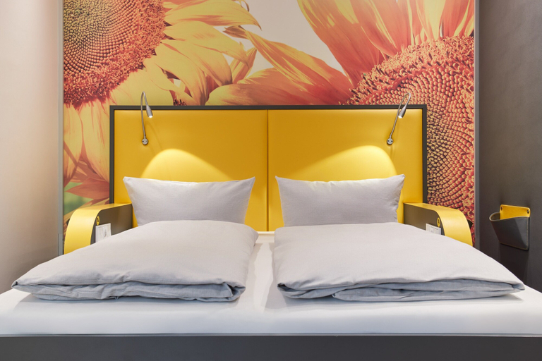 Bedroom 4, Buddy Hotel, München
