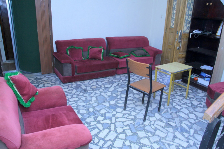 Others 5, Tseder Pension, Addis Abeba