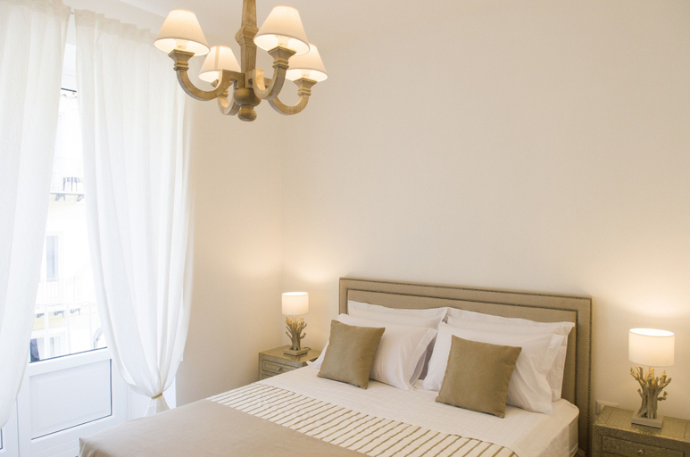 Bedroom 5, Palazzo Spasiano, Napoli