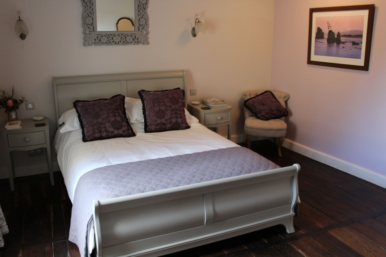 Bedroom 3, Le Patio Chambres et Table dHotes, Dordogne