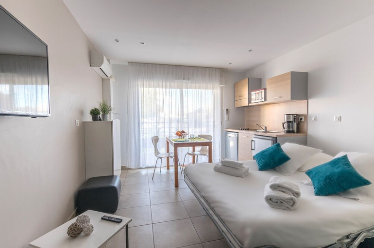 Bedroom 2, Thalacap Résidence, Hérault