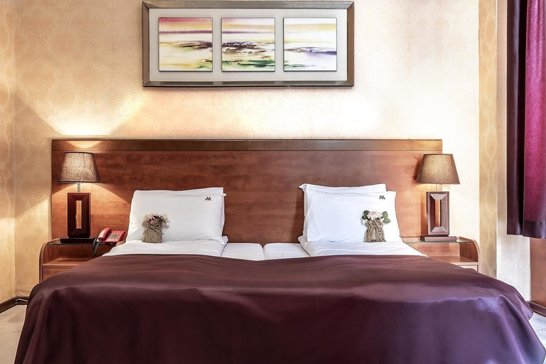 Bedroom 3, Maxim Boutique Hotel, Stolichna