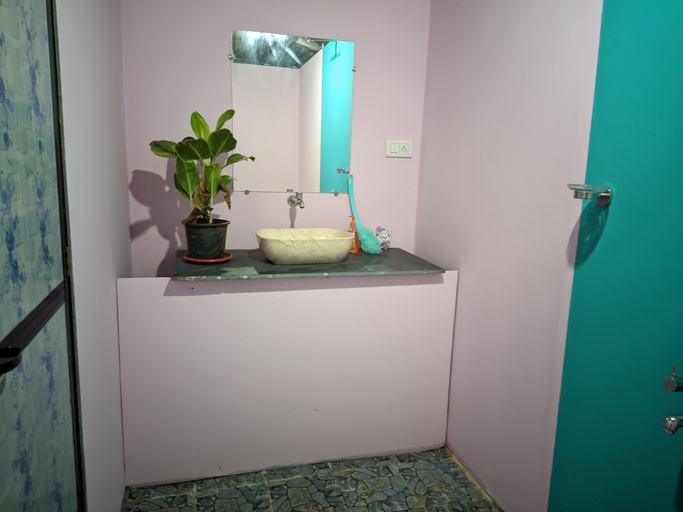 Bathroom, A3 Beach Resort, South Goa
