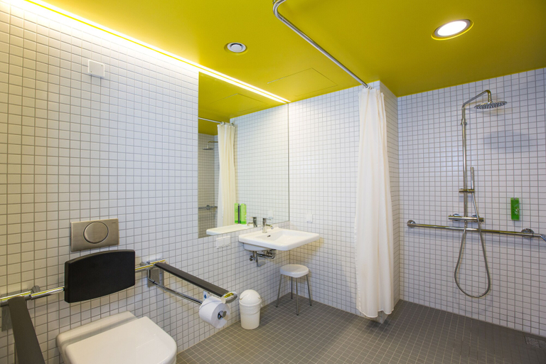 Bathroom 4, Green City Hotel Vauban, Freiburg im Breisgau
