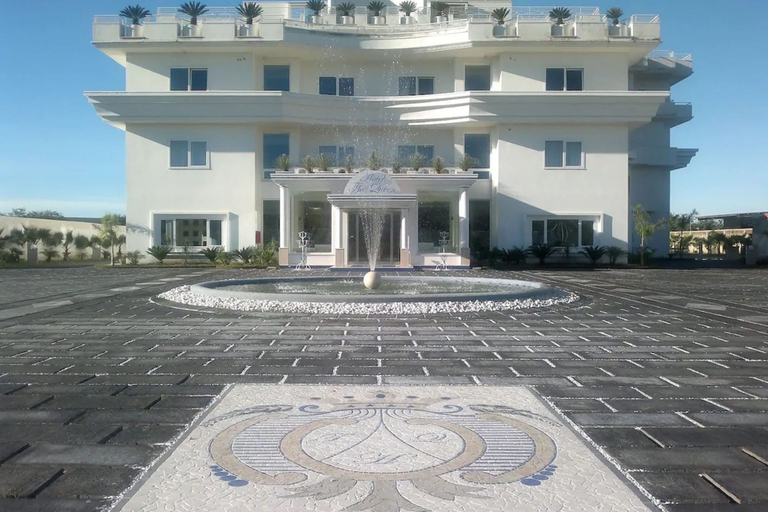 Exterior & Views 1, Hotel The Queen, Caserta